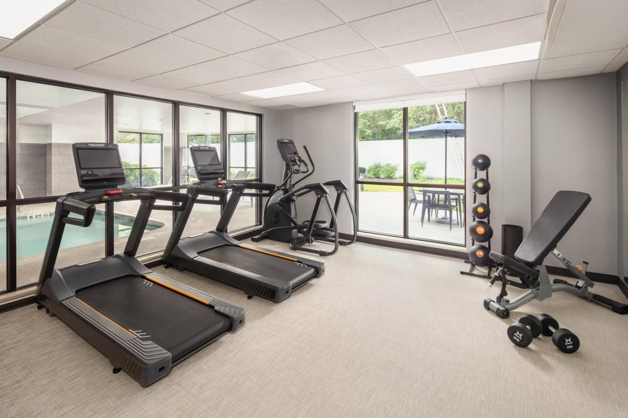 Courtyard Portland Airport Hotel Южен Портланд Екстериор снимка