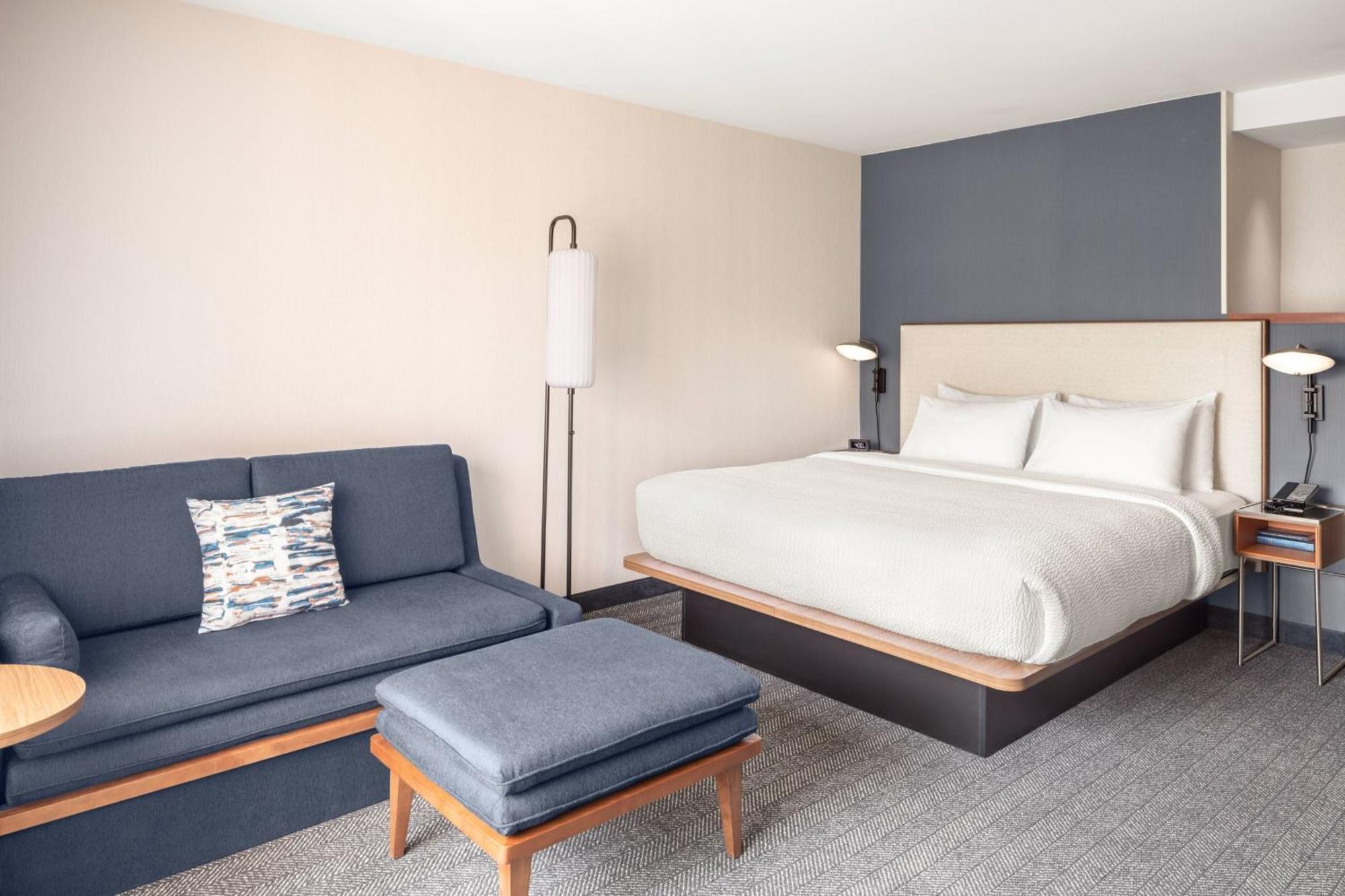 Courtyard Portland Airport Hotel Южен Портланд Екстериор снимка