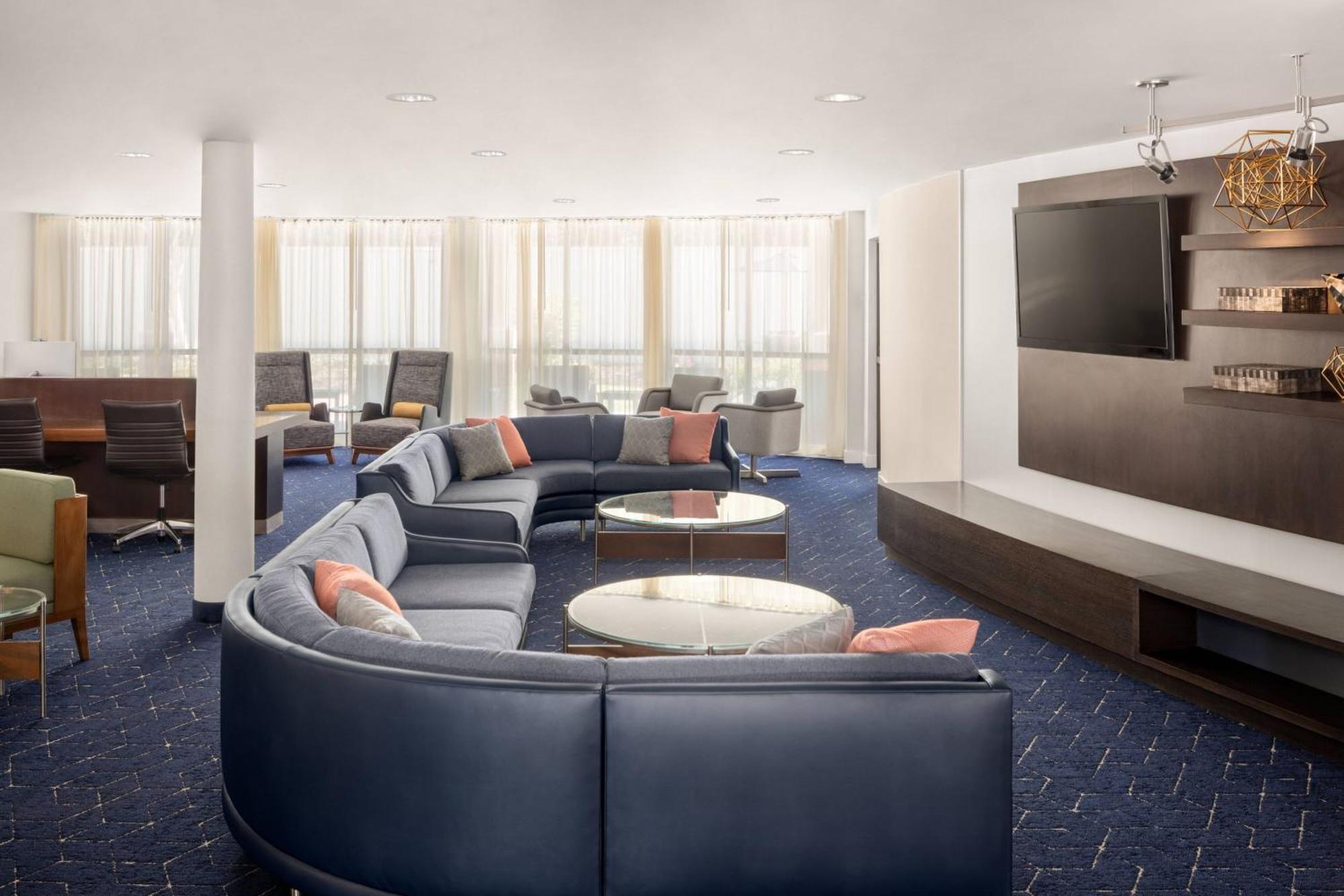 Courtyard Portland Airport Hotel Южен Портланд Екстериор снимка