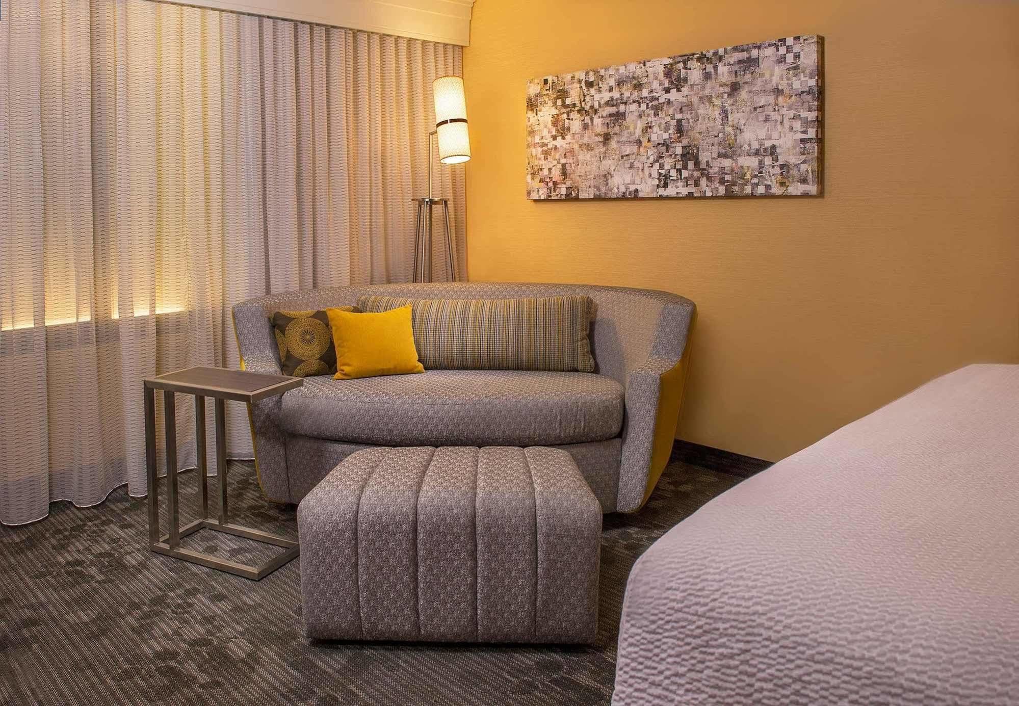 Courtyard Portland Airport Hotel Южен Портланд Екстериор снимка